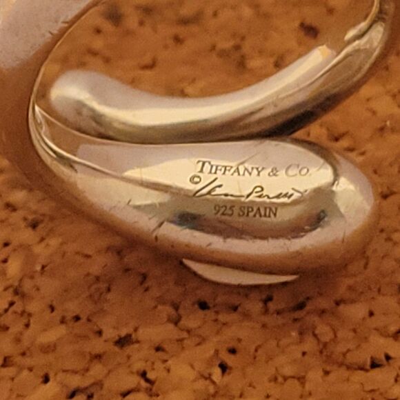 Vintage Tiffany & Co Elsa Peretti Sterling Silver Teardrop Ring~ size 6.5-7 - Picture 4 of 7